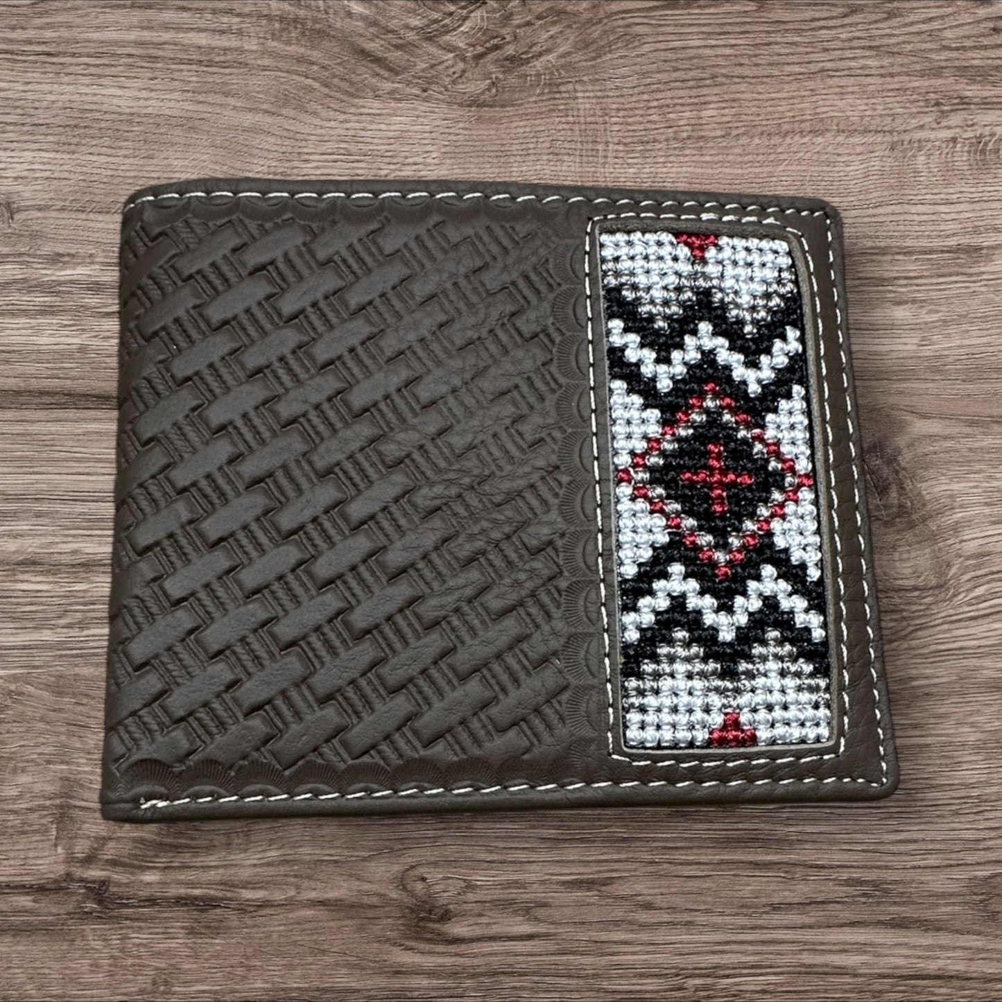 Western Stakes Leather Bi Fold Mens Wallet Tapestry Diamond Red Cross Design Rodeo Wallet Cowboy Style Hand Crafted High End Mens Wallets Leather Gifts For Men